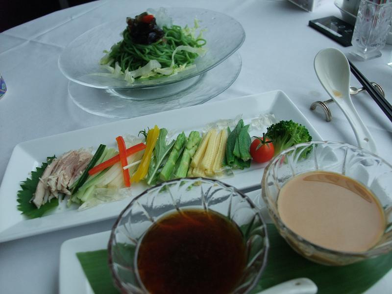 銀座　上海小南国　野菜たっぷりヘルシー涼麺＆飲茶セット